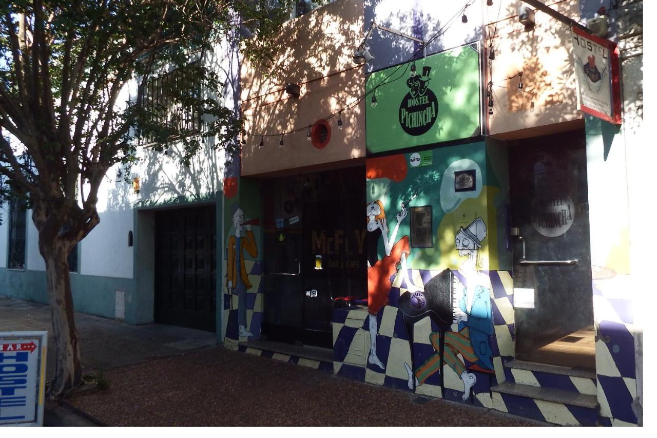 Hostel De Pichincha Gualeguaychú Екстериор снимка