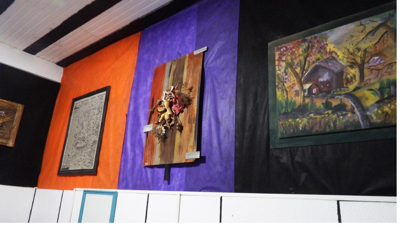 Hostel De Pichincha Gualeguaychú Екстериор снимка