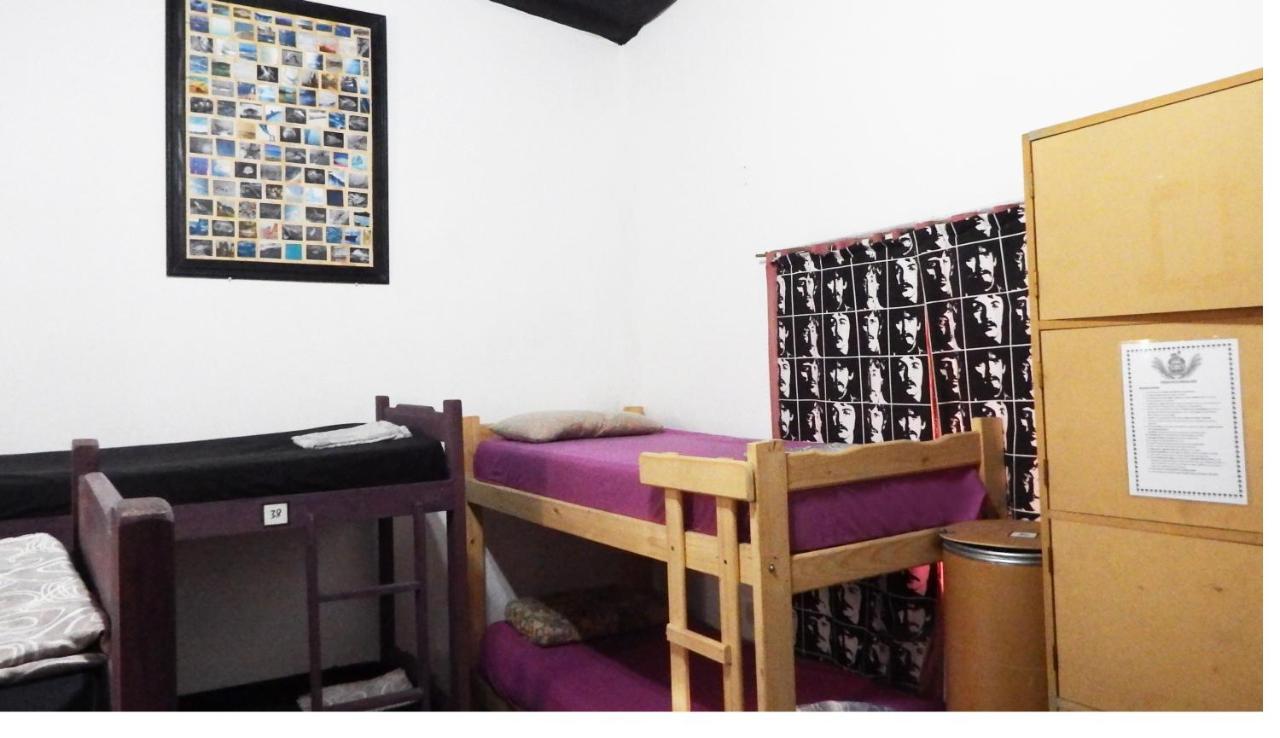 Hostel De Pichincha Gualeguaychú Екстериор снимка