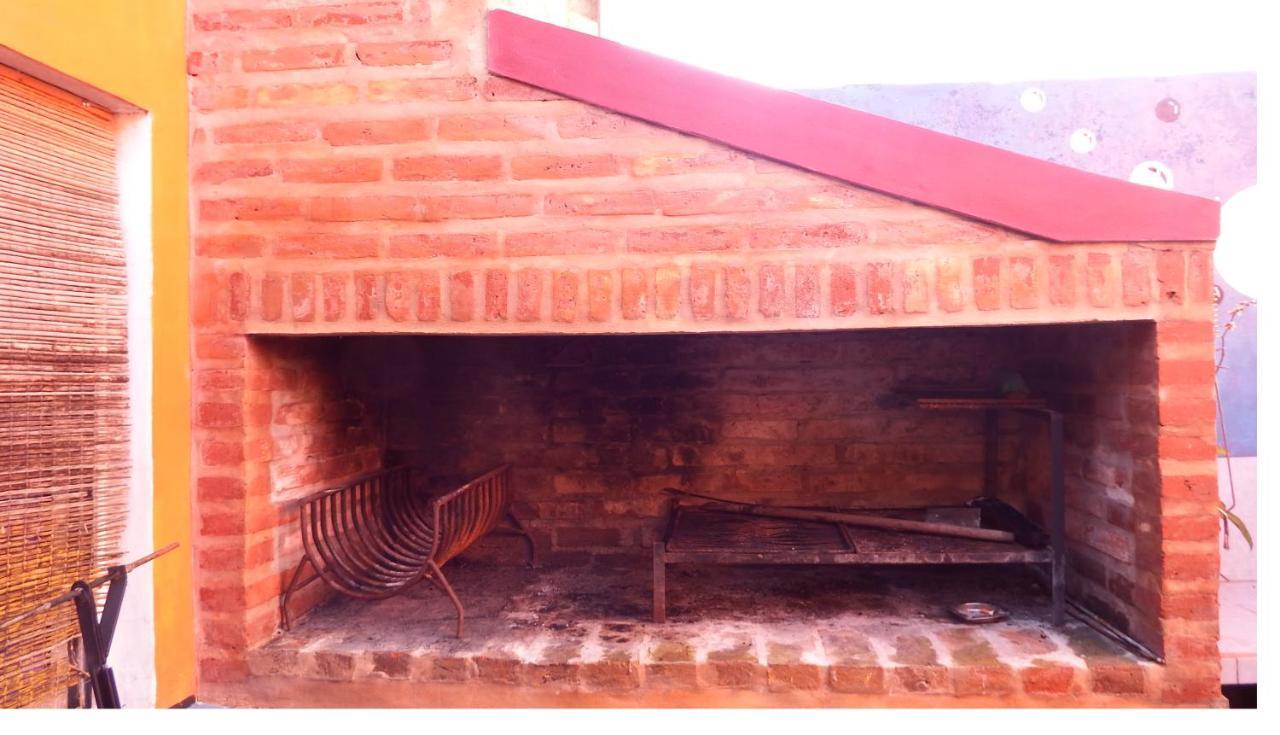 Hostel De Pichincha Gualeguaychú Екстериор снимка